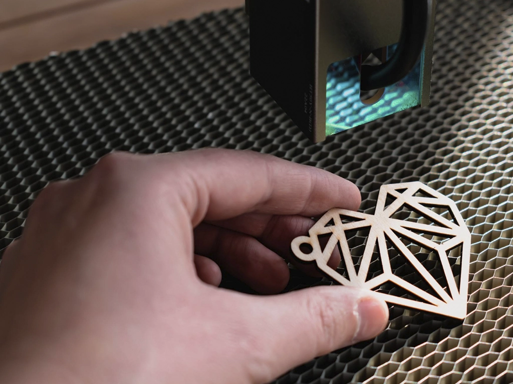 Corte y Grabado Láser